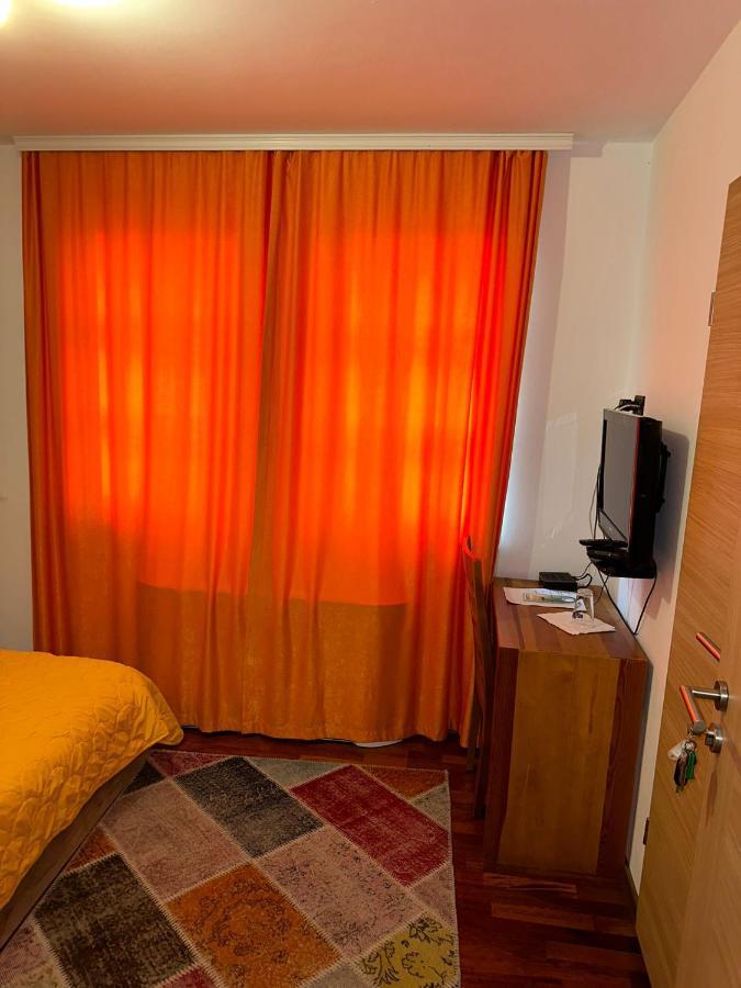 Apartments Prizreni Exterior photo