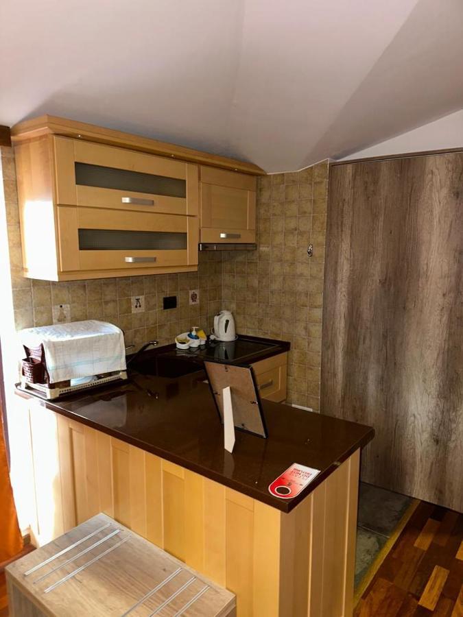 Apartments Prizreni Exterior photo